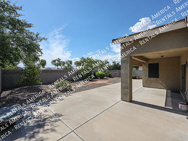 7414 N 88th Ln — Photo 37