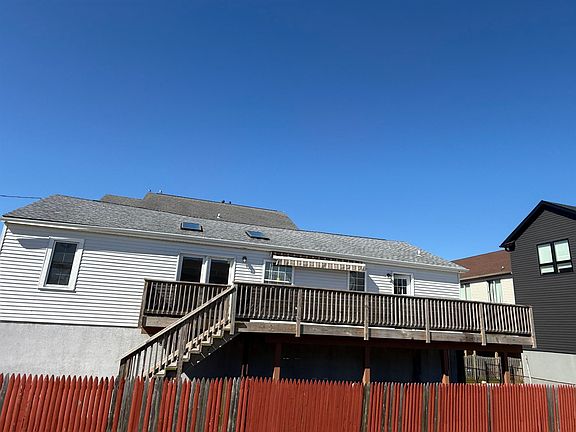 2nd image of 210 Q Ave