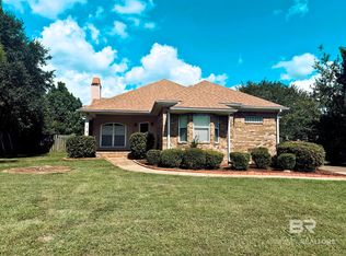 106 River Oaks Dr, Fairhope, AL 36532