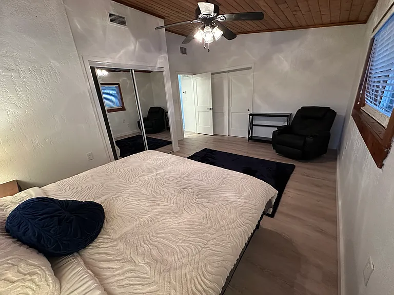 2650 Philippe Pkwy — Photo 26