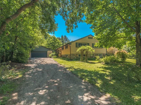 3079 Pittsview Dr, Ann Arbor, MI 48108