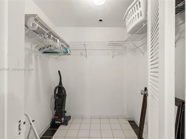 2861 Leonard Dr #F208 — Photo 13