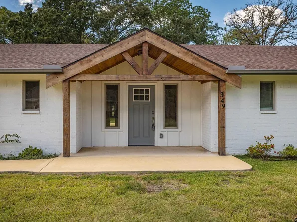 349 Enchanted Dr, Enchanted Oaks, TX 75156