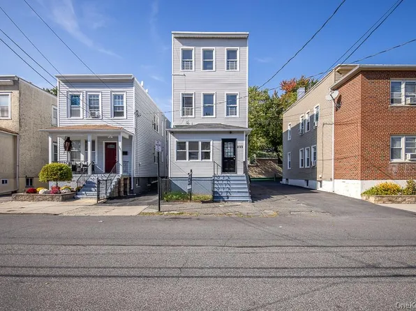 299 Sickles Avenue, New Rochelle, NY 10801
