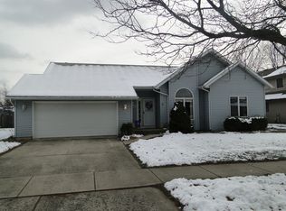 1008 Leawood Dr, Joliet, IL