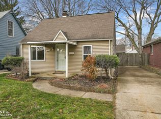 23309 Grove St, Saint Clair Shores, MI