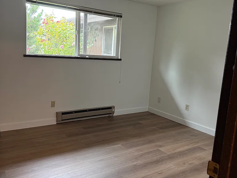 10313 NE Oregon St #13 — Photo 5