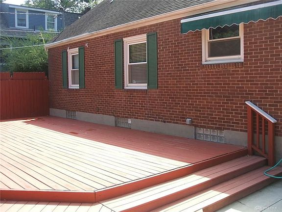 5th image of 1485 Bowman Ave