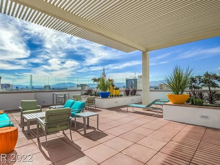 150 Las Vegas Blvd #1018 — Photo 30