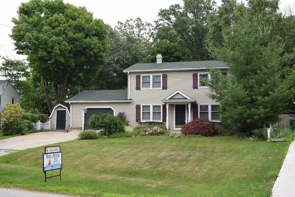 4105 Daybrook Dr photo 1