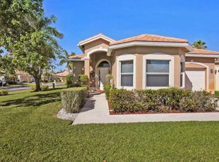6363 Harbour Club Dr, Lake Worth, FL 33467
