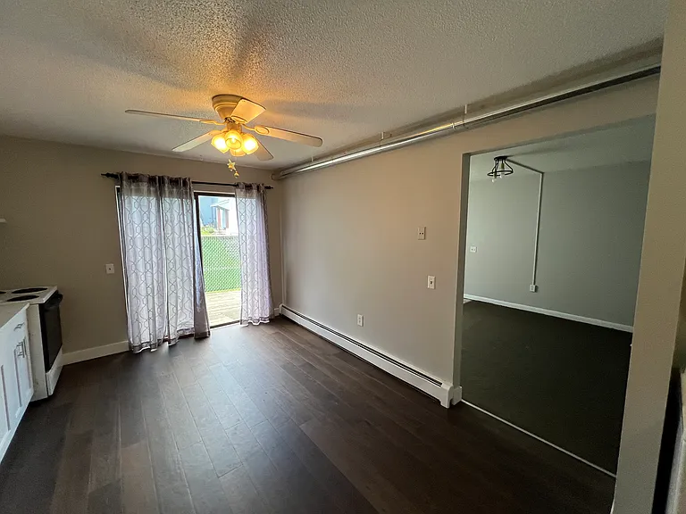 92 Wakelee Rd #D — Photo 8
