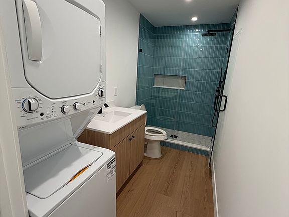 5th image of 19732 Henshaw St #1