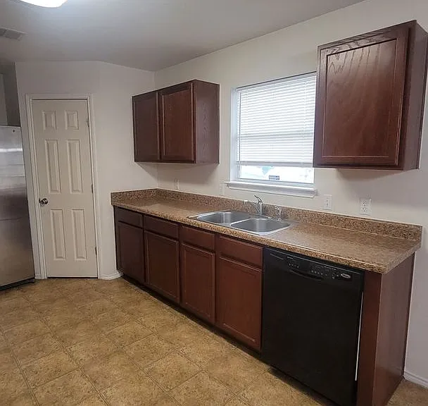 9213 Bellgrove Ct — Photo 14