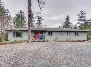 200 Bushnell Way, Grants Pass, OR 97527