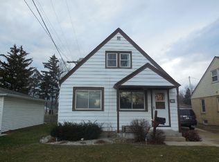 2720 S 84th St, West Allis, WI 53227