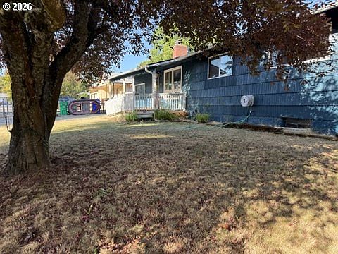 2nd image of 1902 SE 151st Ave