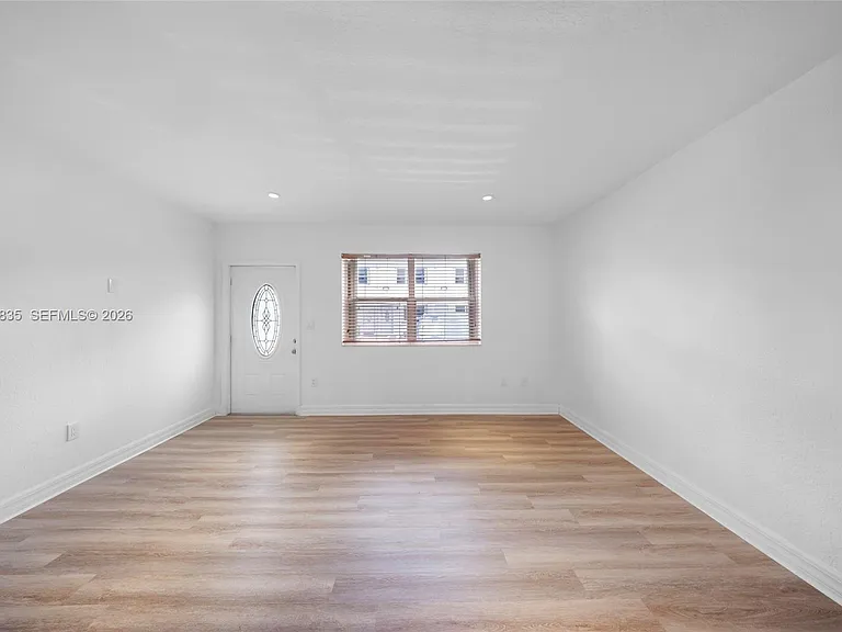 7801 Hispanola Ave #4 — Photo 2