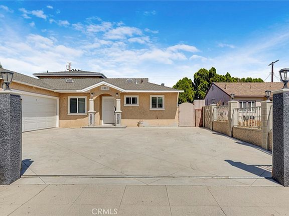 3rd image of 8012 Hesperia Ave