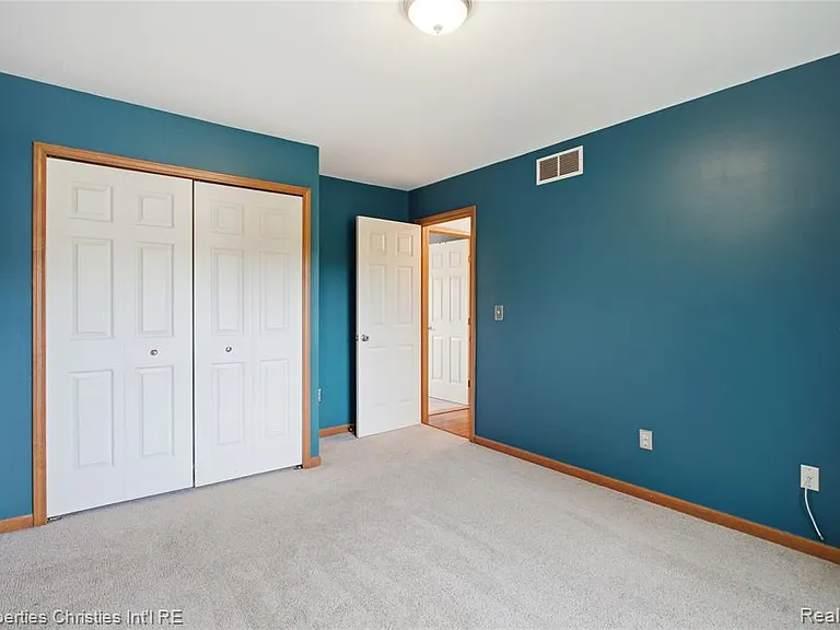6474 Bedview Dr — Photo 30