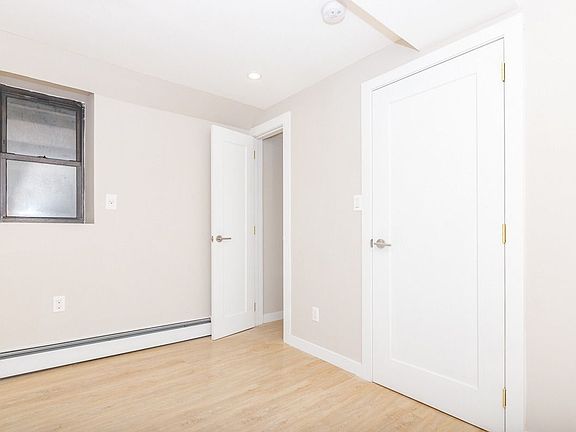 5th image of 879 De Kalb Ave #Rb1