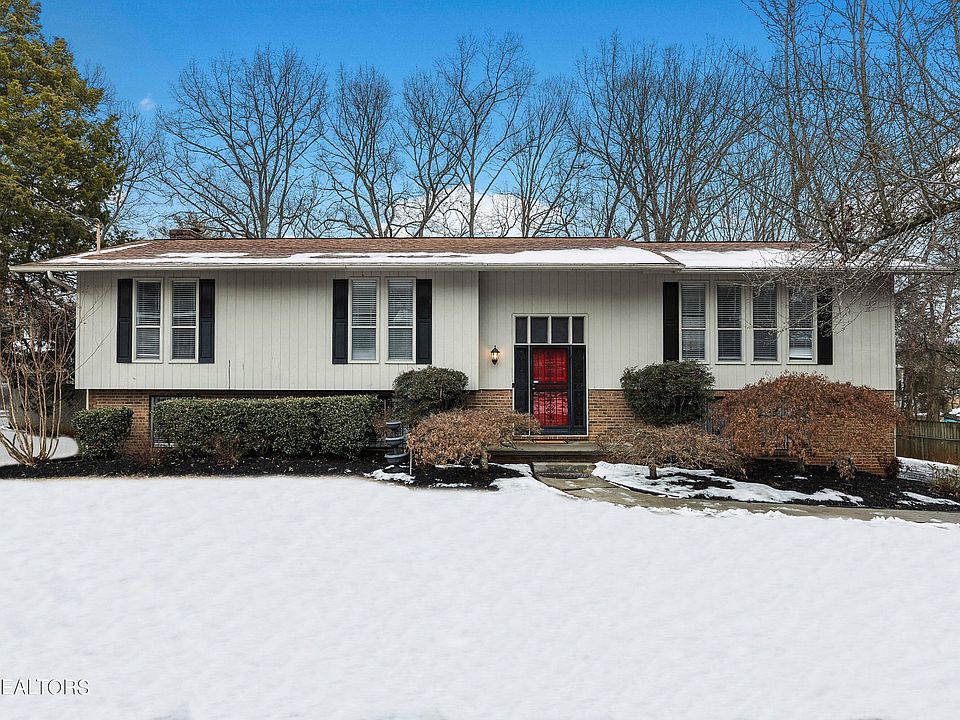 1st image of 620 Sunnydale Rd