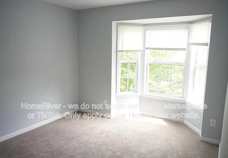 913 Prestwyck Ct — Photo 11