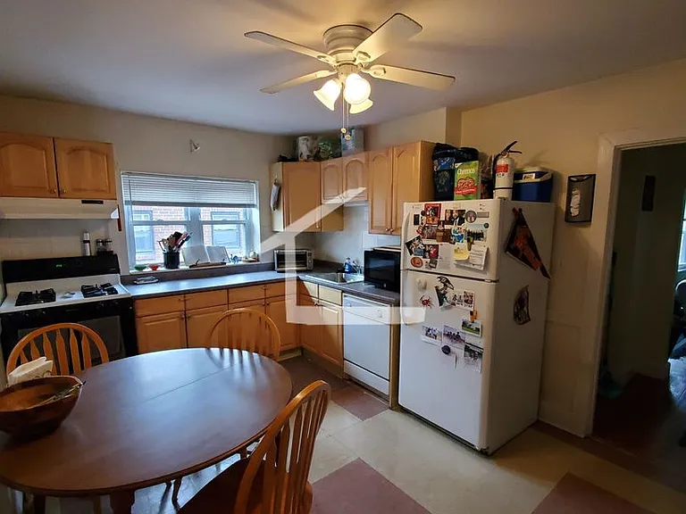 22 Brock St #L4 — Photo 9