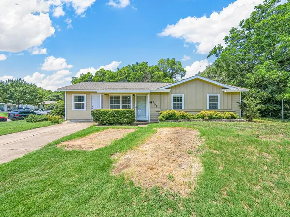 801 Bell Dr, Euless, TX 76039