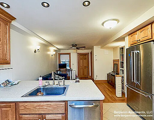 1 bed, 550 sqft, $2,575 — Photo 2