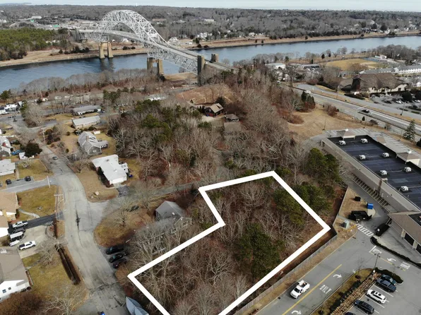 4 Johns Lane, Sagamore, MA 02561