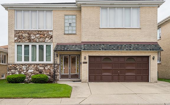 2nd image of 8427 W Windsor Ave #1