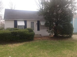 1316 Mathew St, Springfield, IL 62702