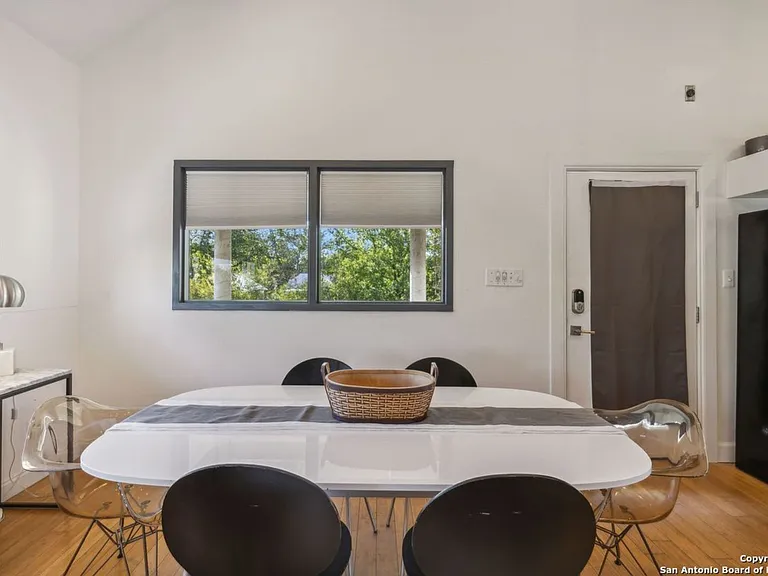 227 Claudia St #3 — Photo 2