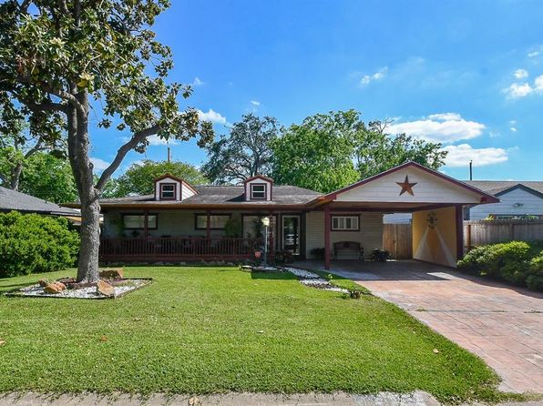 8455 Sonneville Dr