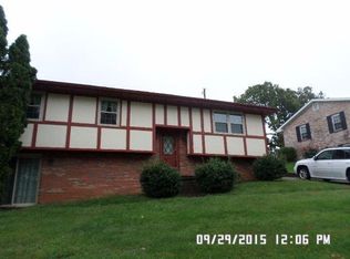 560 S Magnolia Dr, Mount Sterling, KY 40353