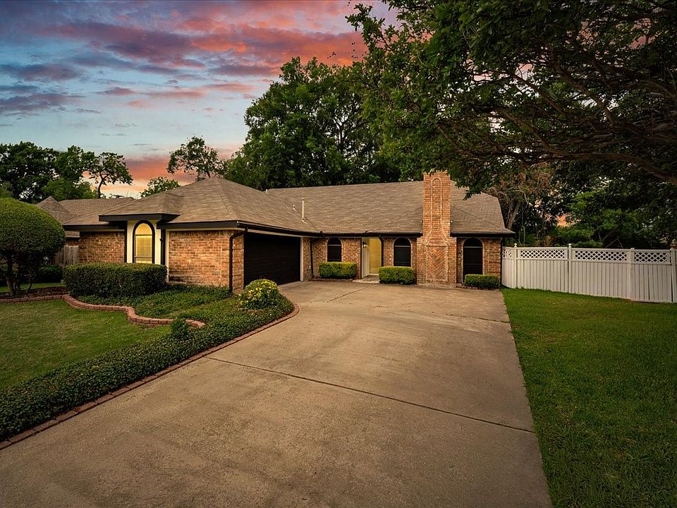 1st image of 5305 Deep Canyon Dr