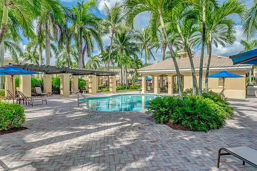 357 Chambord Terrace Palm — Photo 33