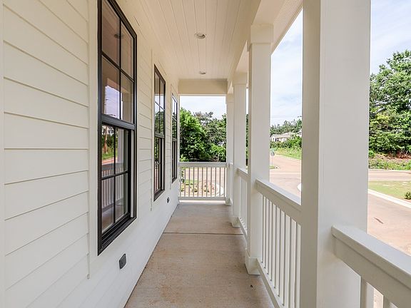 3rd image of 1016 Molly Barr Rd #11