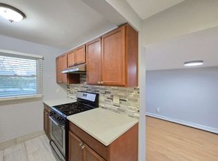 4787 Hylan Blvd #1, Staten Island, NY 10312