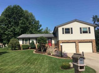 2103 Saybrook Dr, Goshen, IN 46528