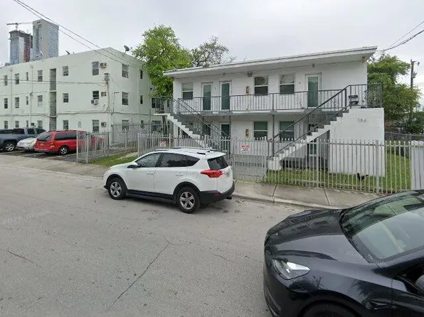 (undisclosed Address), Miami, FL 33136