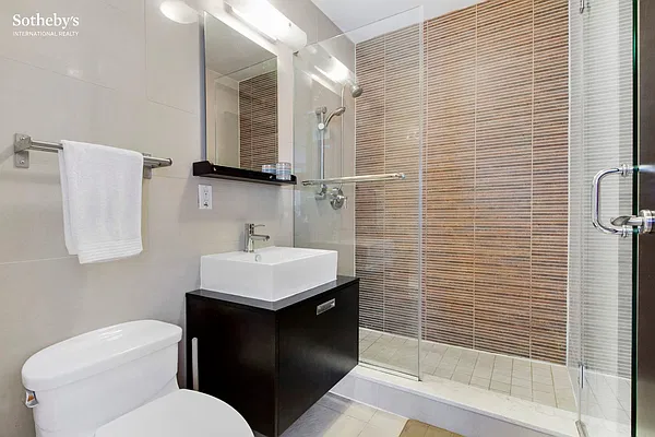 Rented by Sotheby's International Realty | media 14