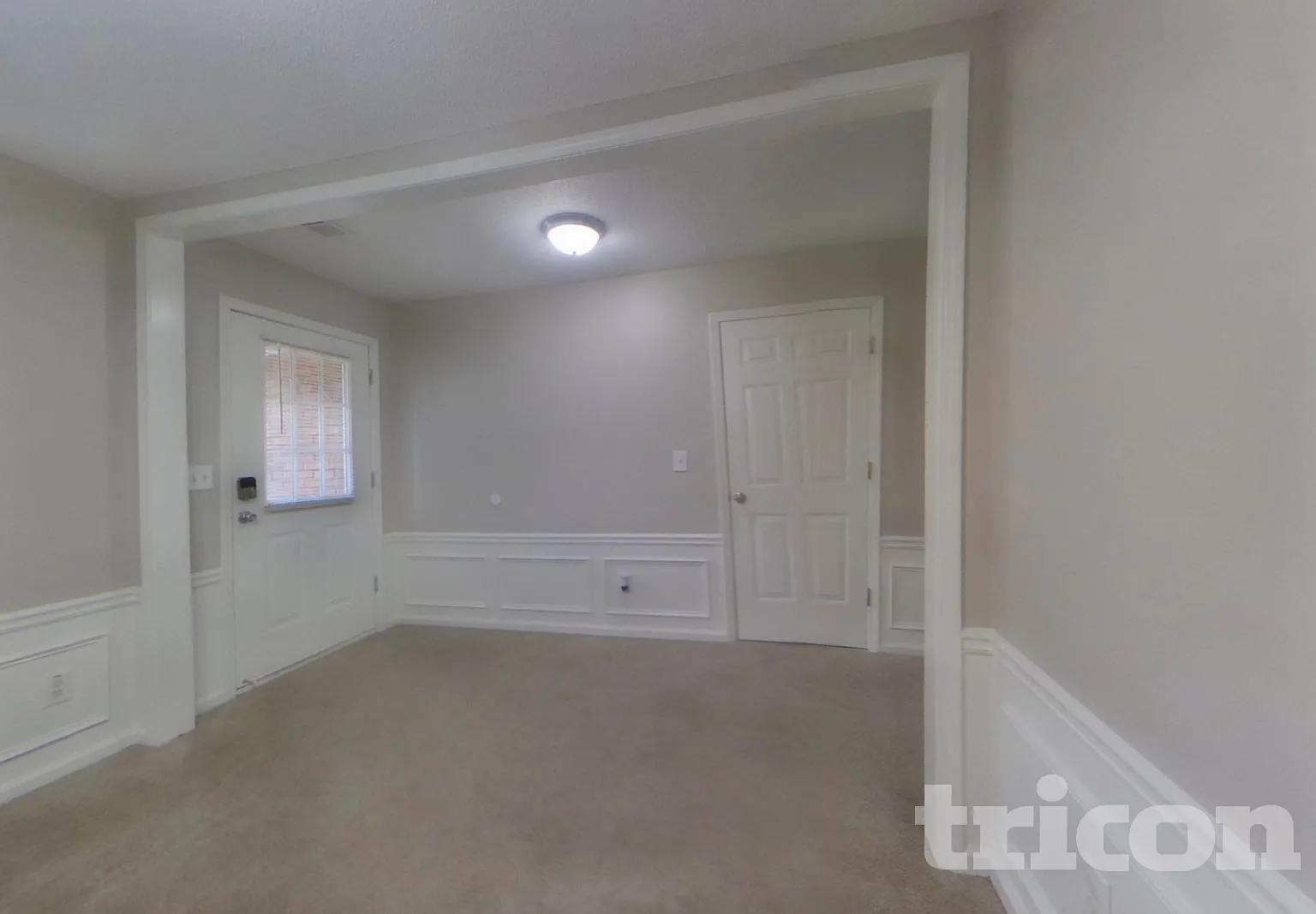 325 Cadeleigh Court Alpharetta GA — Photo 3