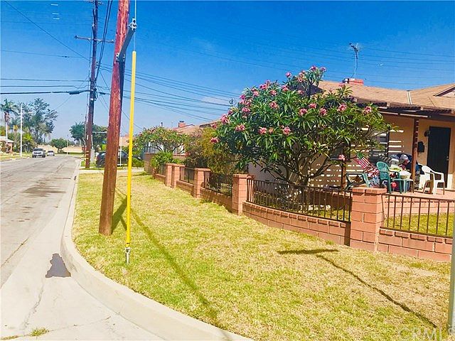 2nd image of 10827 Longworth Ave