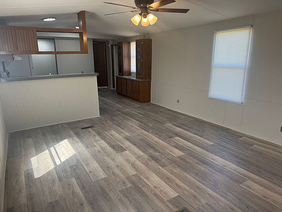 3rd image of 1010 Millers Chapel Rd