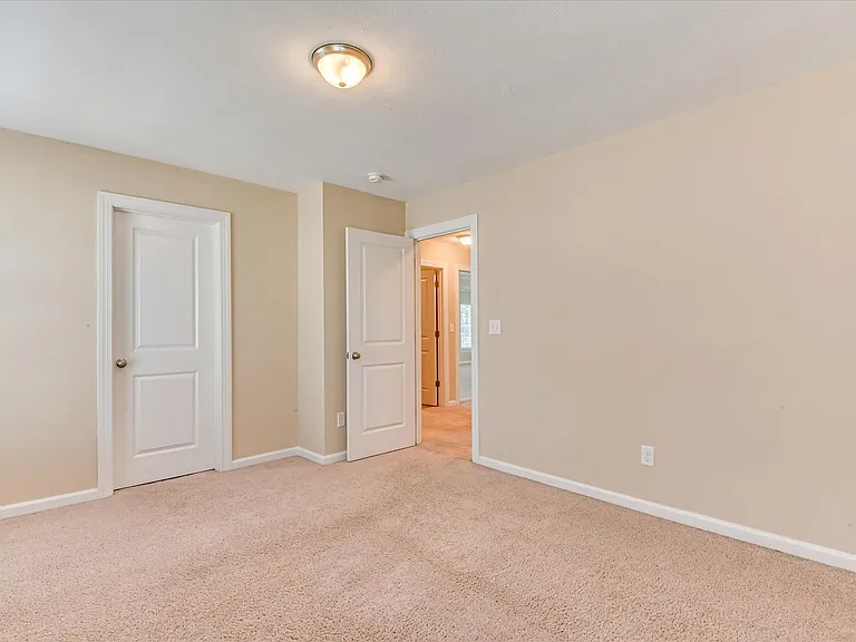 835 Williford Run Dr — Photo 40