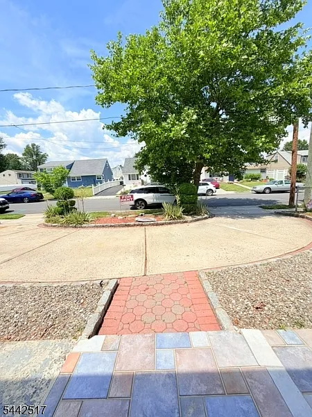 4 bed, 2.0 bath, $3,800 — Photo 2
