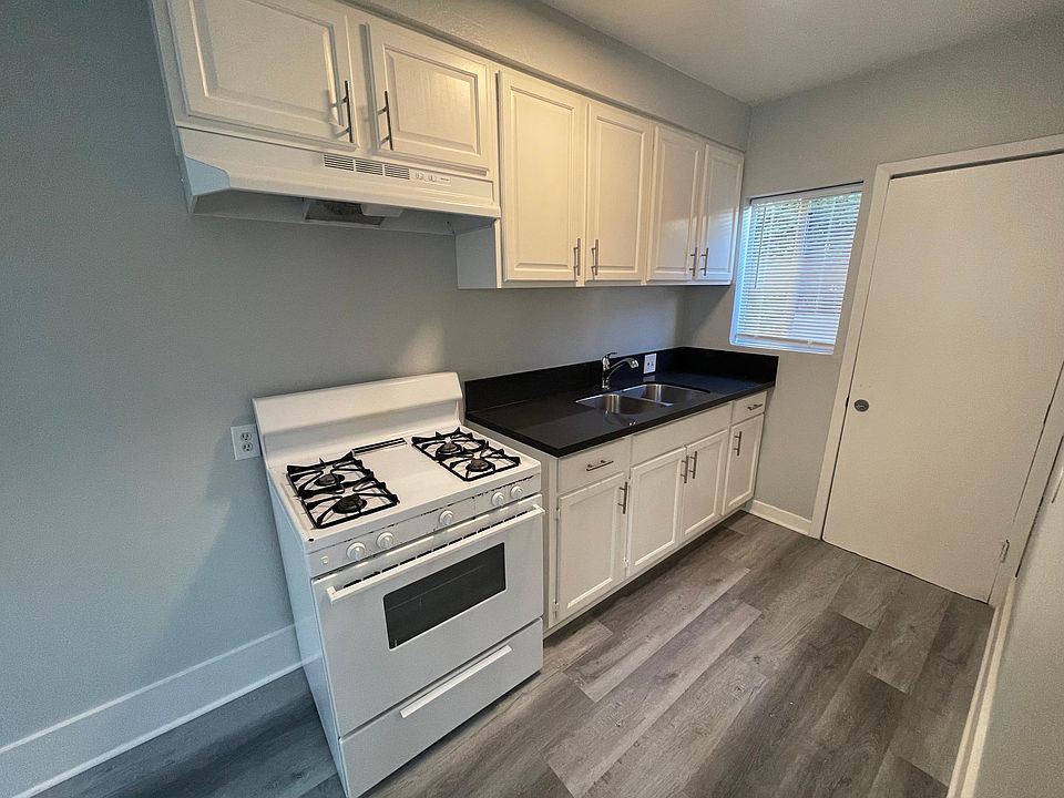 1st image of 431 Dawson Ave #6-1