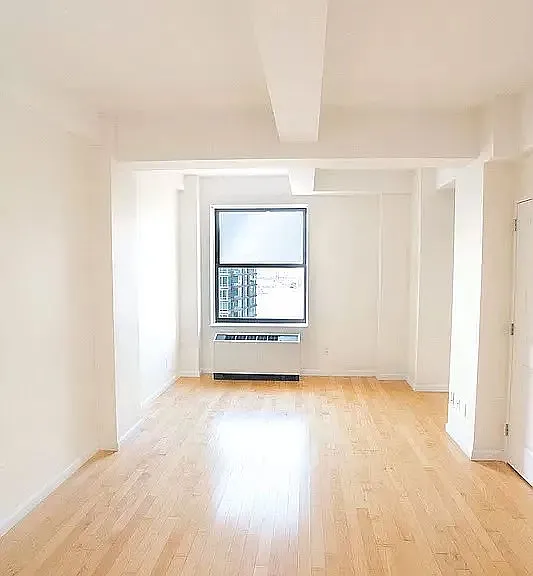 20 West St #32A — Photo 4